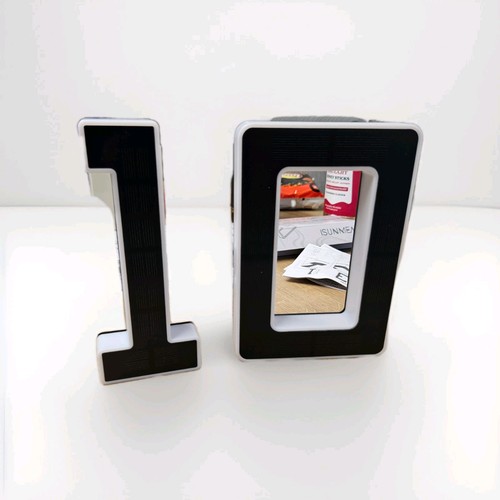 Solar powered door - door, address